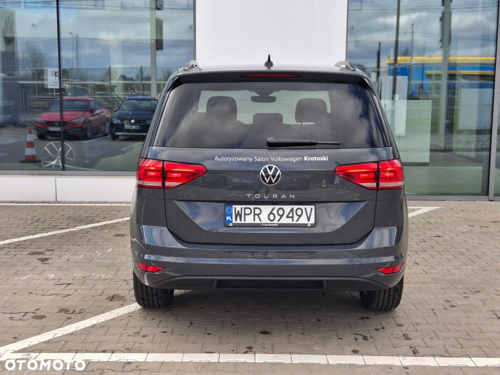 Volkswagen Touran - 6
