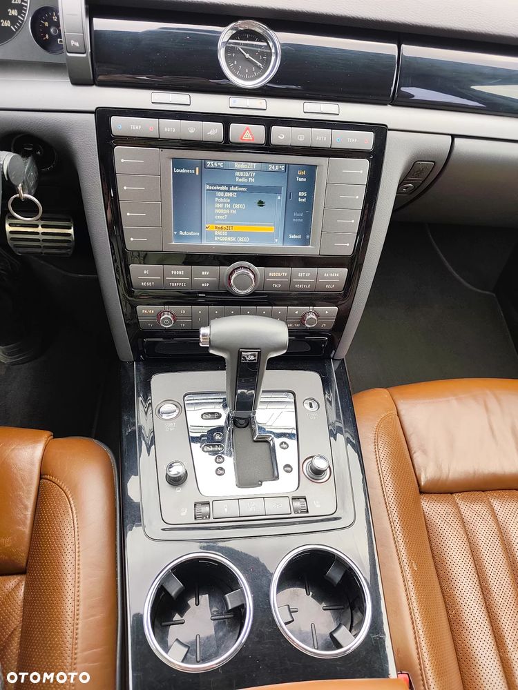 Volkswagen Phaeton 3.0 V6 TDI DPF 4Mot L (5os) - 11