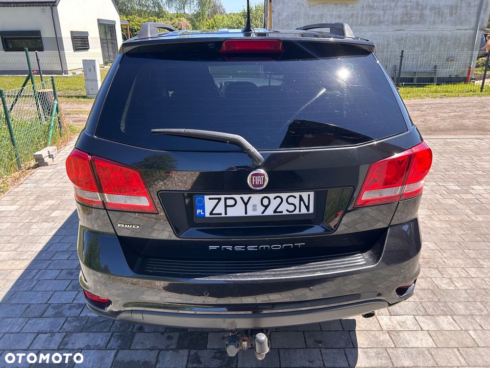 Fiat Freemont 2.0 Multijet Black Code AWD - 4