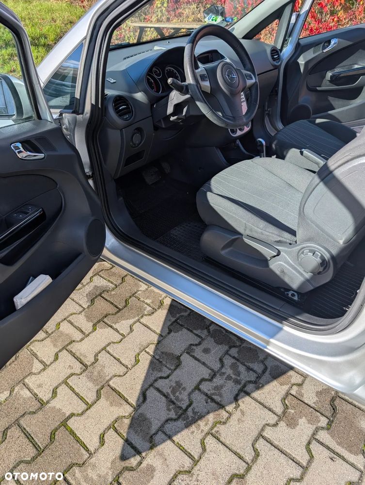 Opel Corsa - 6