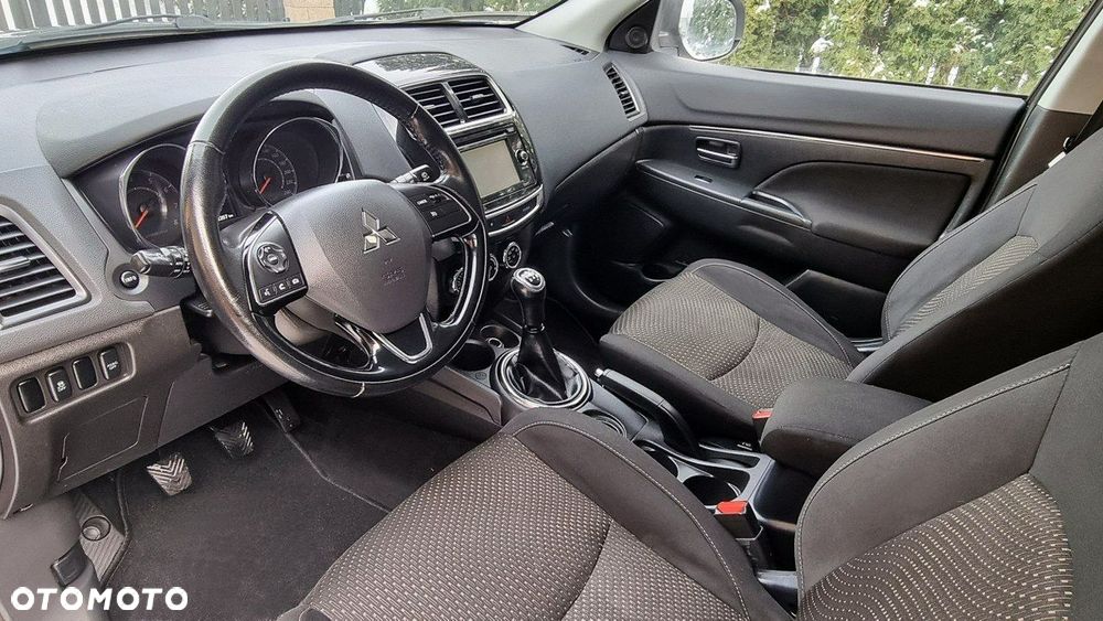 Mitsubishi ASX - 11