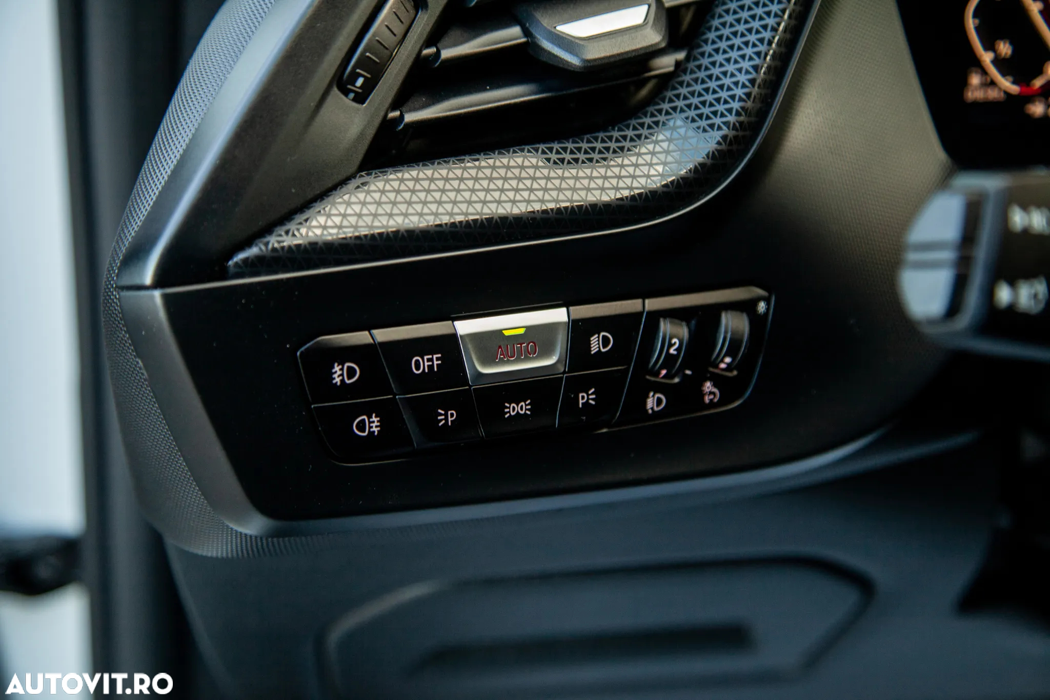 BMW Seria 1 116d Aut. Sport Line - 38