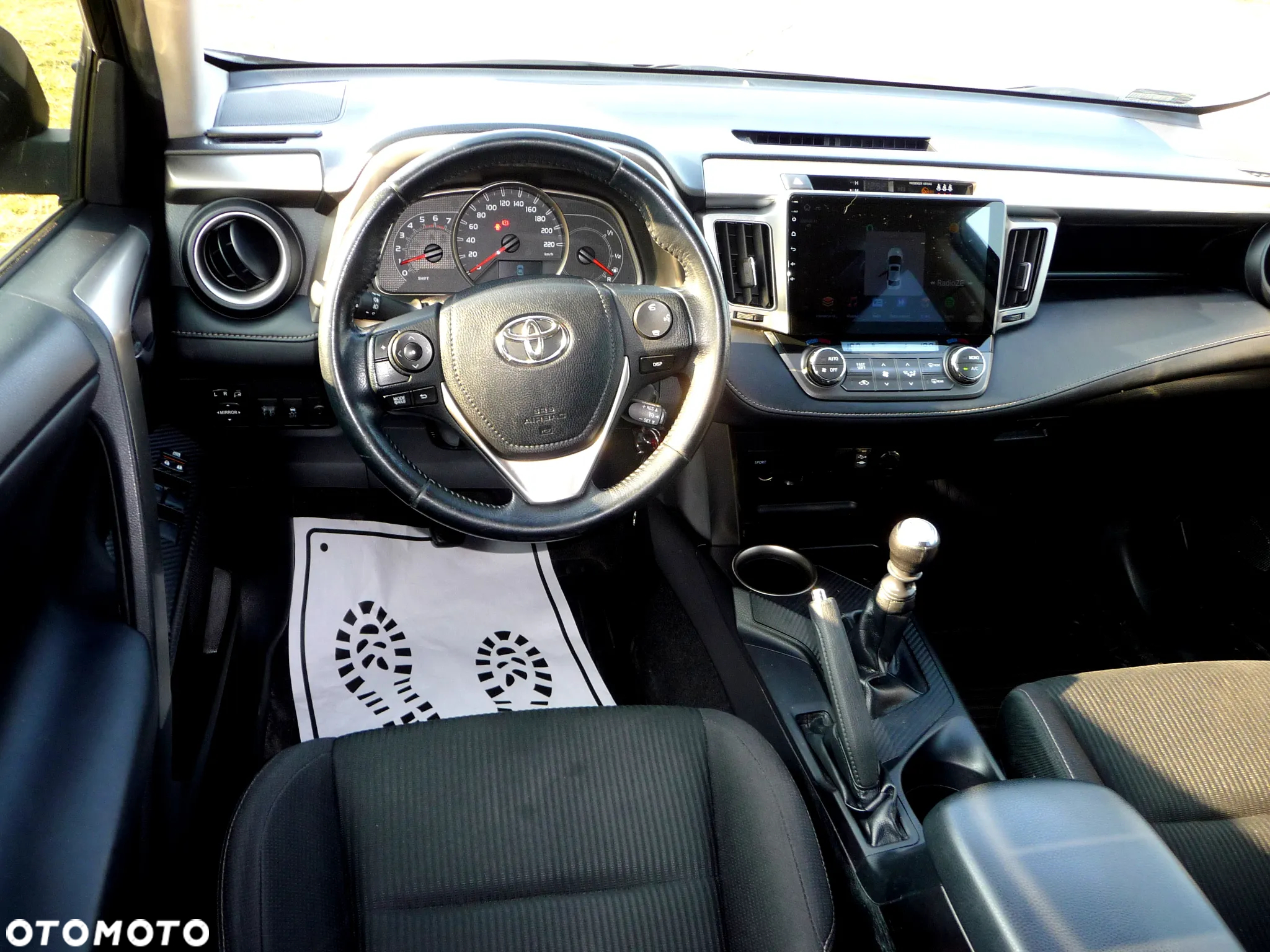 Toyota RAV4 2.0 D-4D Prestige - 33