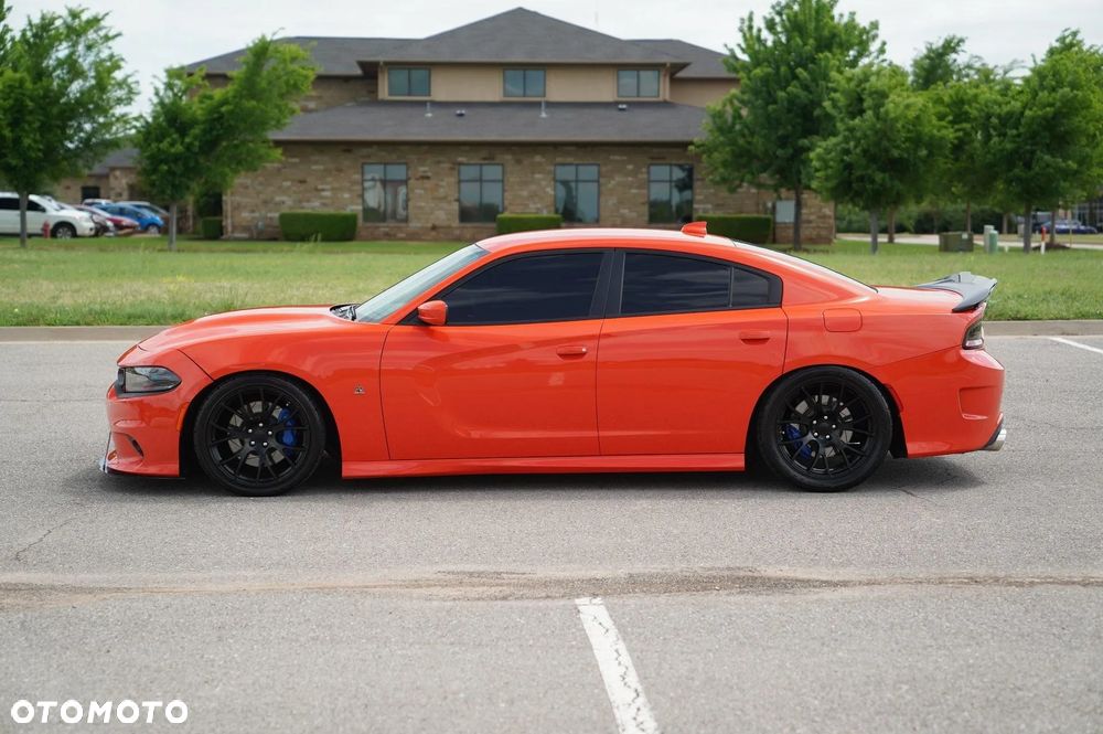Dodge Charger 6.4 Scat Pack - 9