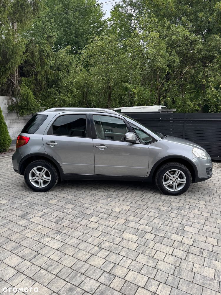 Suzuki SX4 1.6 VVT 4x4 Limited - 3