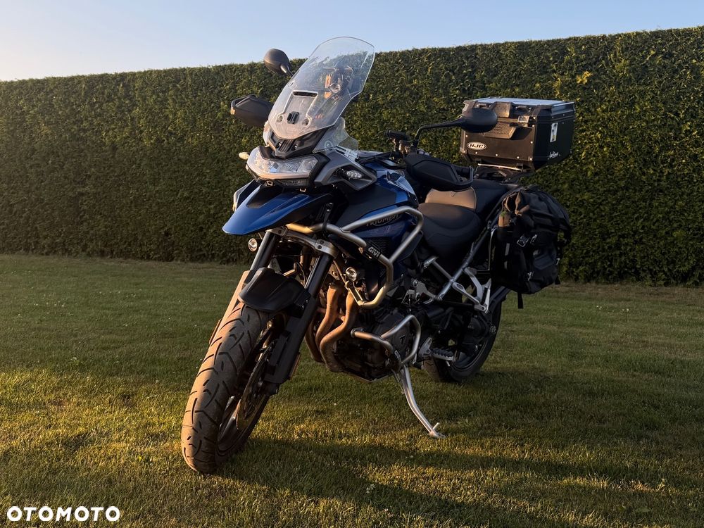 Triumph Tiger - 1