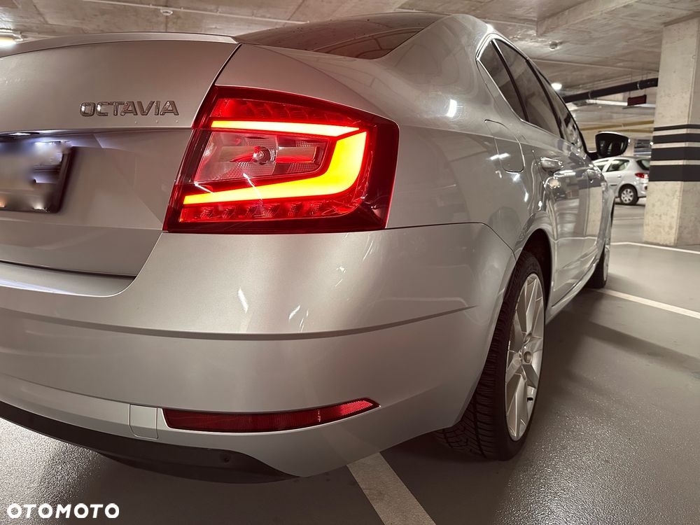 Skoda Octavia 2.0 TSI Style DSG - 9