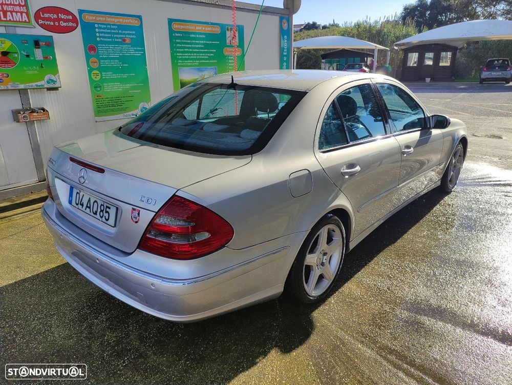 Mercedes-Benz E 220 CDI Avantgarde Aut. - 6