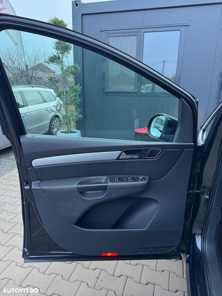 Volkswagen Sharan - 24