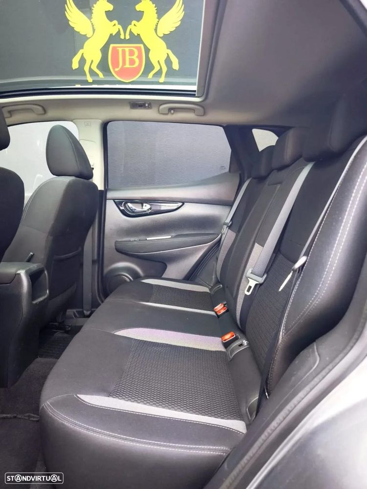 Nissan Qashqai - 12