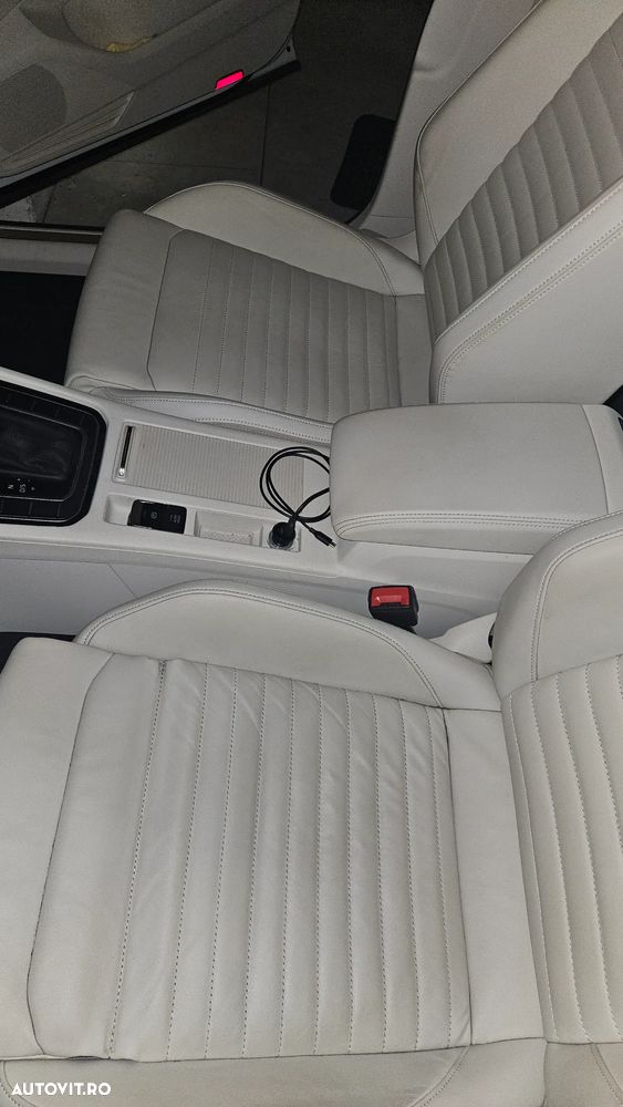 VOLKSWAGEN Passat 2018 — imagine 12