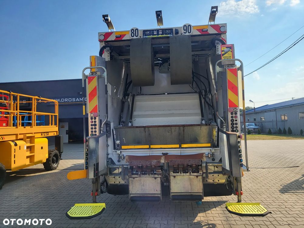 Renault D WIDE D26 - 7
