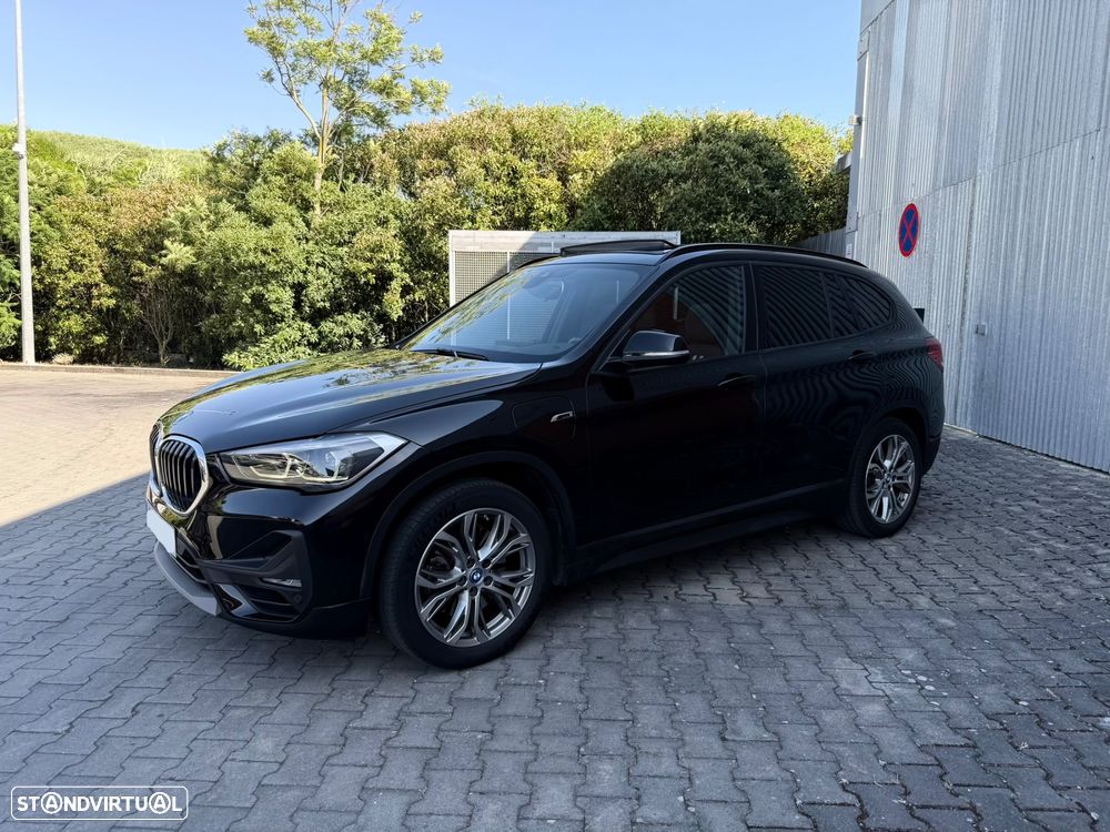BMW X1 xDrive25e Sport Line - 3