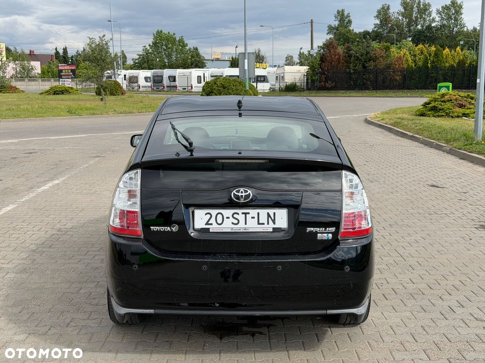 Toyota Prius 1.5 VVT-i Prestige - 6