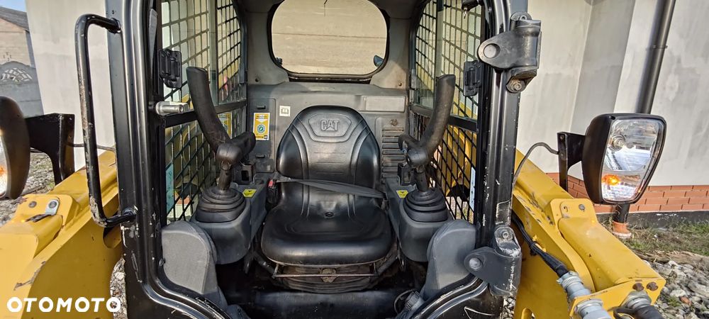 Caterpillar 226D - 6