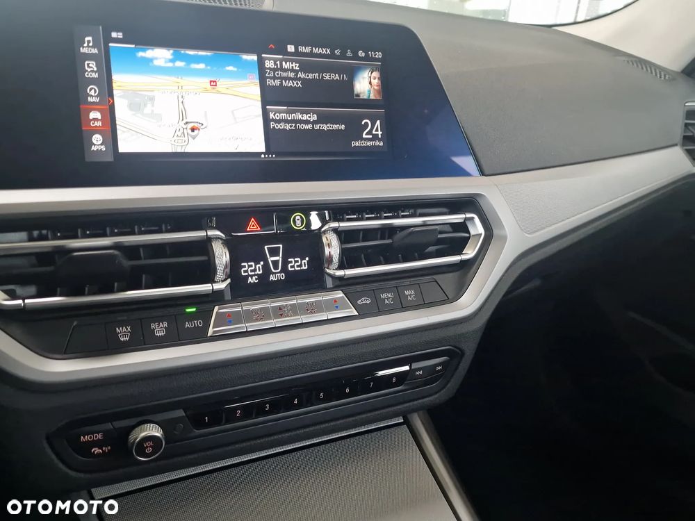 BMW Seria 3 318i Advantage - 16