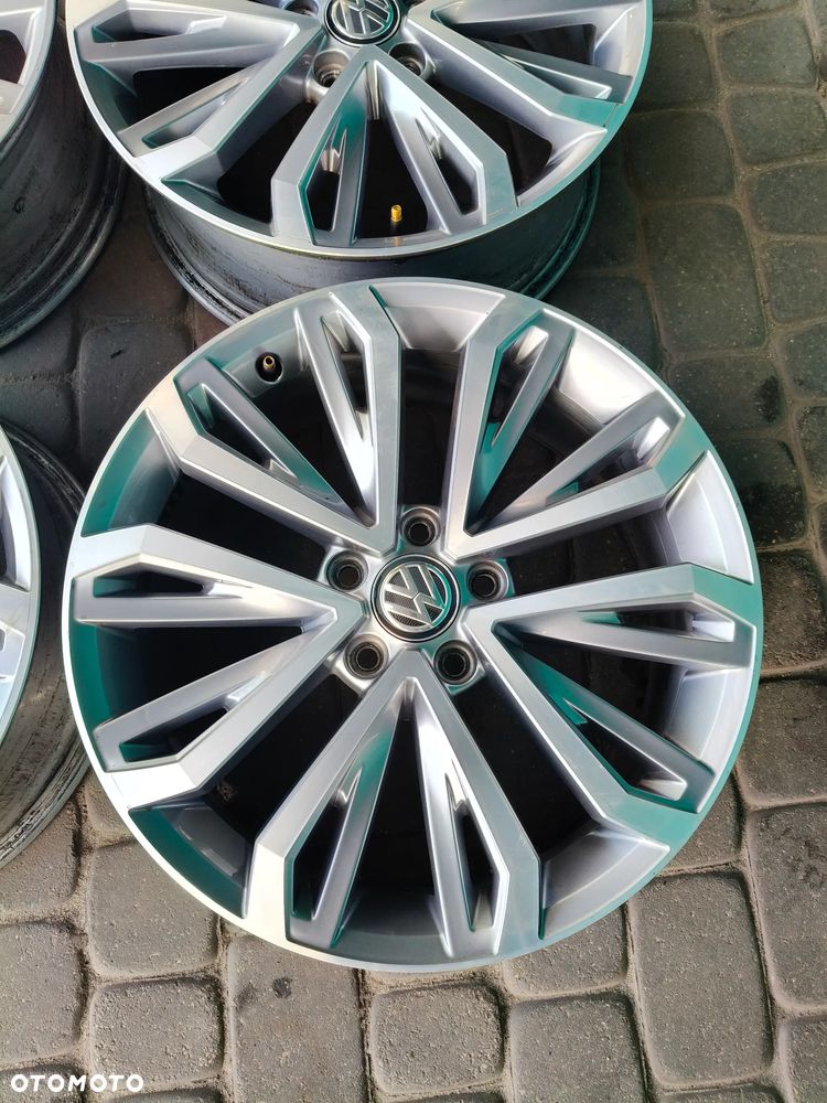 ALUFELGI ORYG. VW - 7Jx18 ET45 5x112 T-Roc Passat Golf - 4