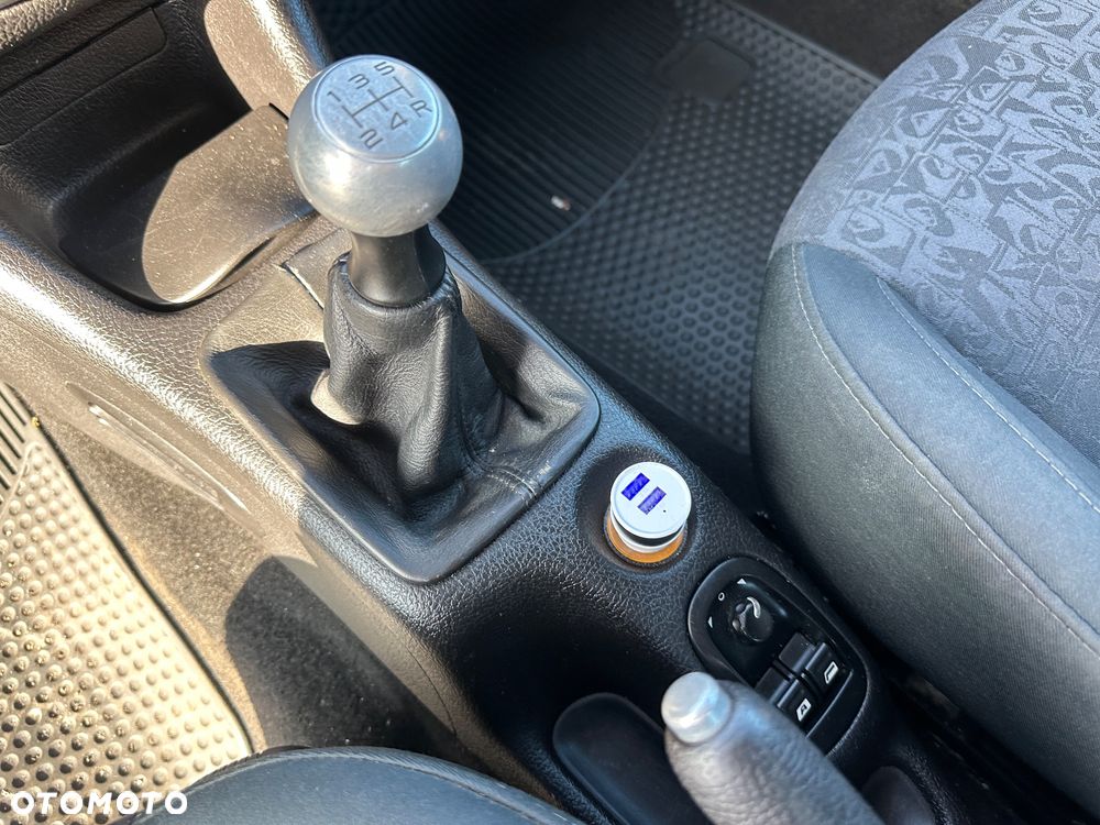 Peugeot 206 HDi 110 Sport - 8