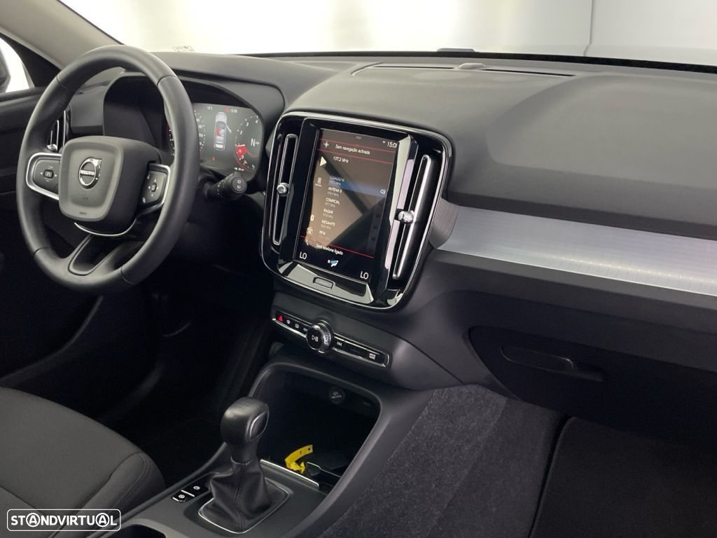 Volvo XC 40 1.5 T2 Inscription - 24