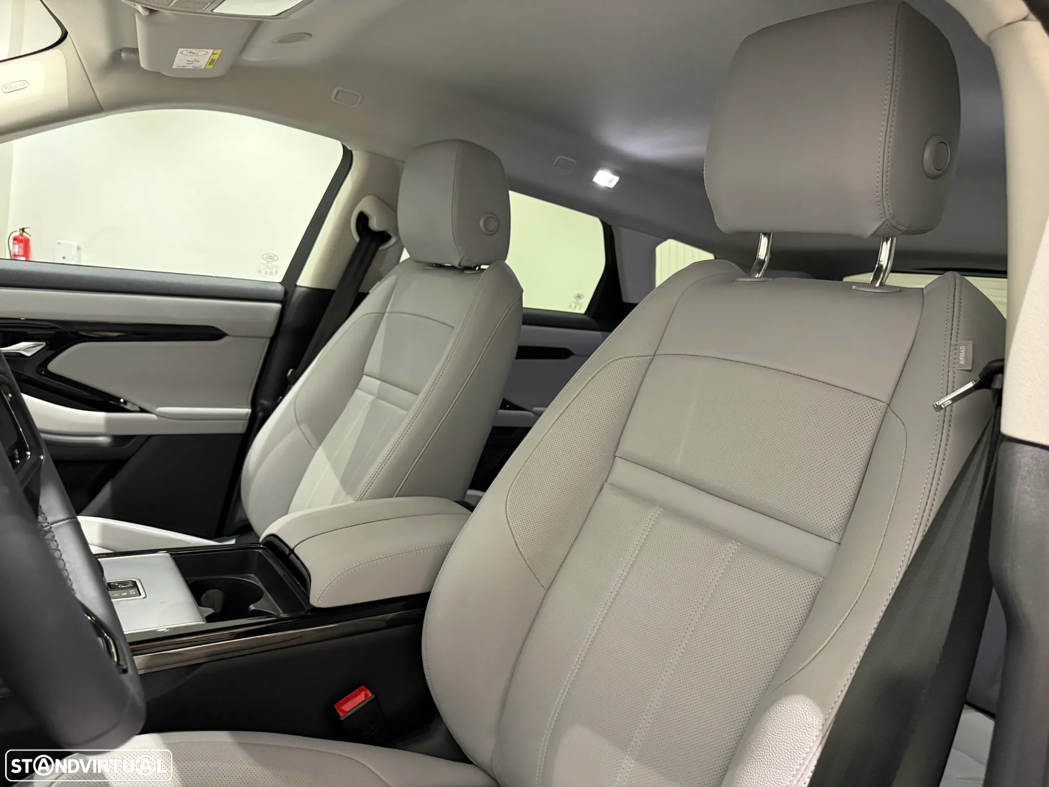 Land Rover Range Rover Evoque 1.5 P300e AWD S - 11