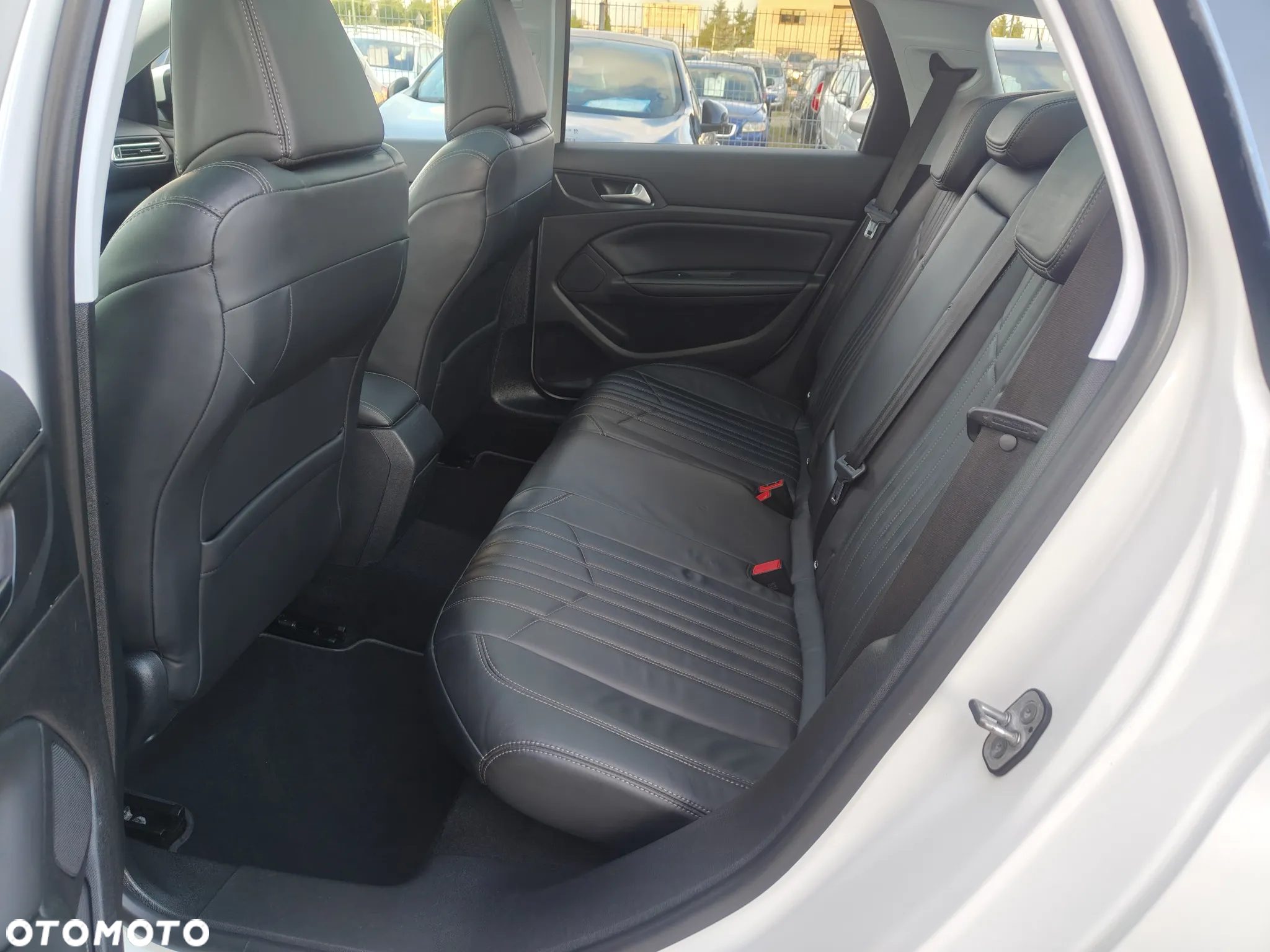 Peugeot 308 SW BlueHDi 150 Automatik Stop & Start Allure - 16