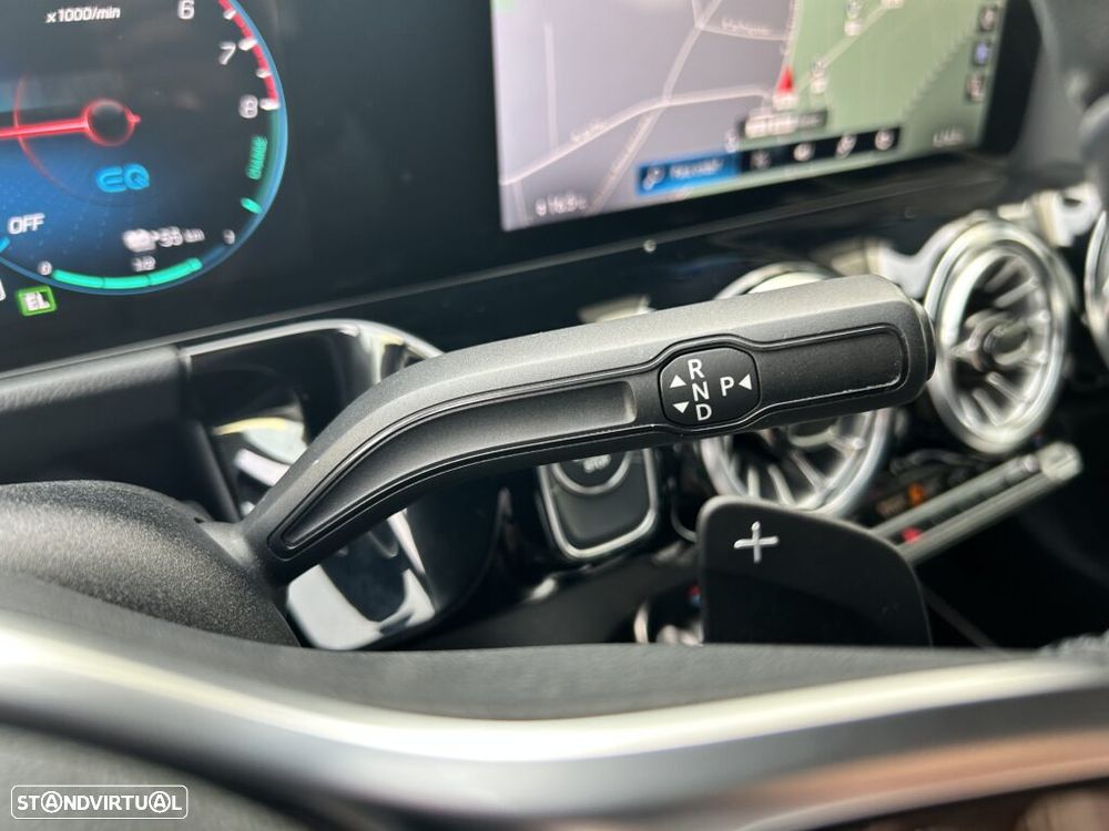 Mercedes-Benz GLA 250 e 8G-DCT Edition Progressive Line - 36