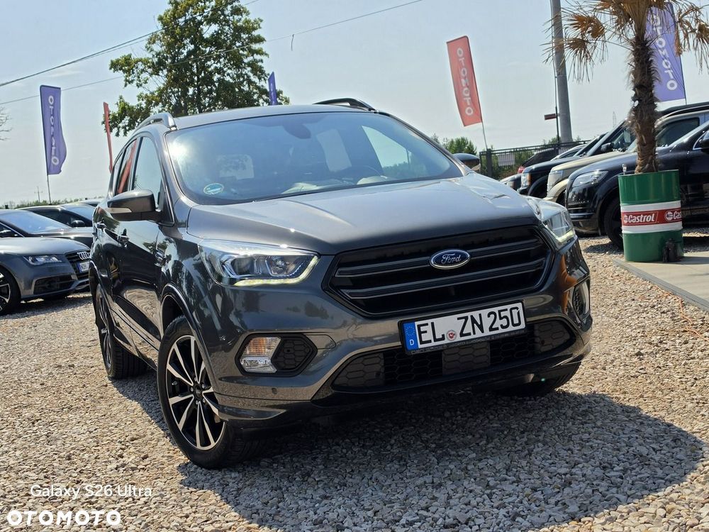 Ford Kuga 1.5 EcoBoost 2x4 ST-Line - 14