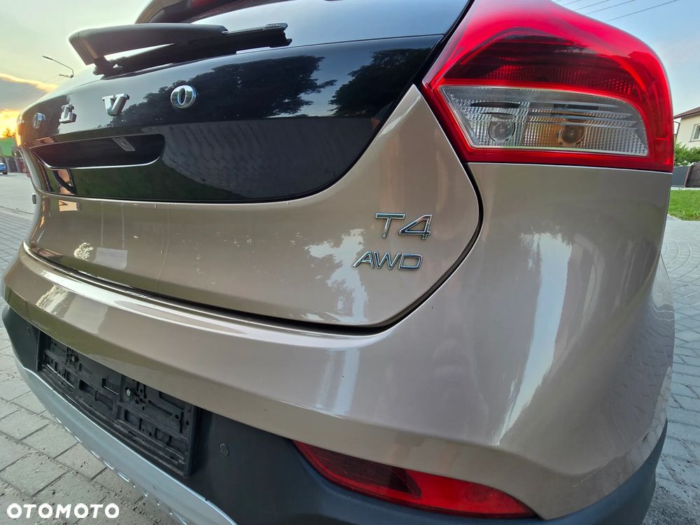 Volvo V40 Cross Country T4 AWD Geartronic Summum - 25