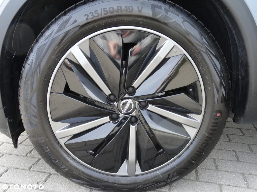 Nissan Qashqai 1.3 DIG-T MHEV Xtronic Tekna - 32