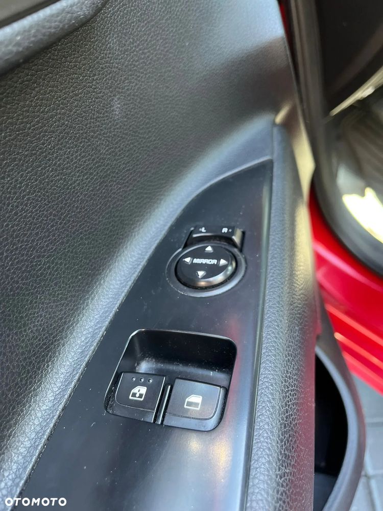 Kia Rio 1.2 M - 8