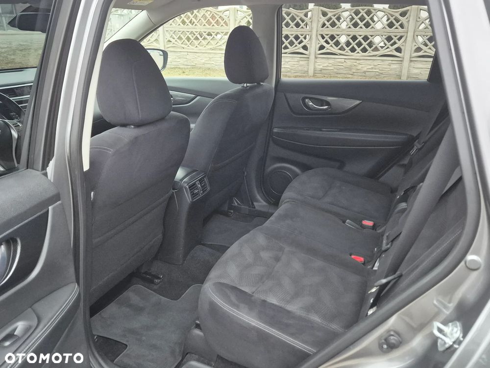 Nissan X-Trail 1.6 DCi ALL-MODE 4x4i N-Connecta - 9