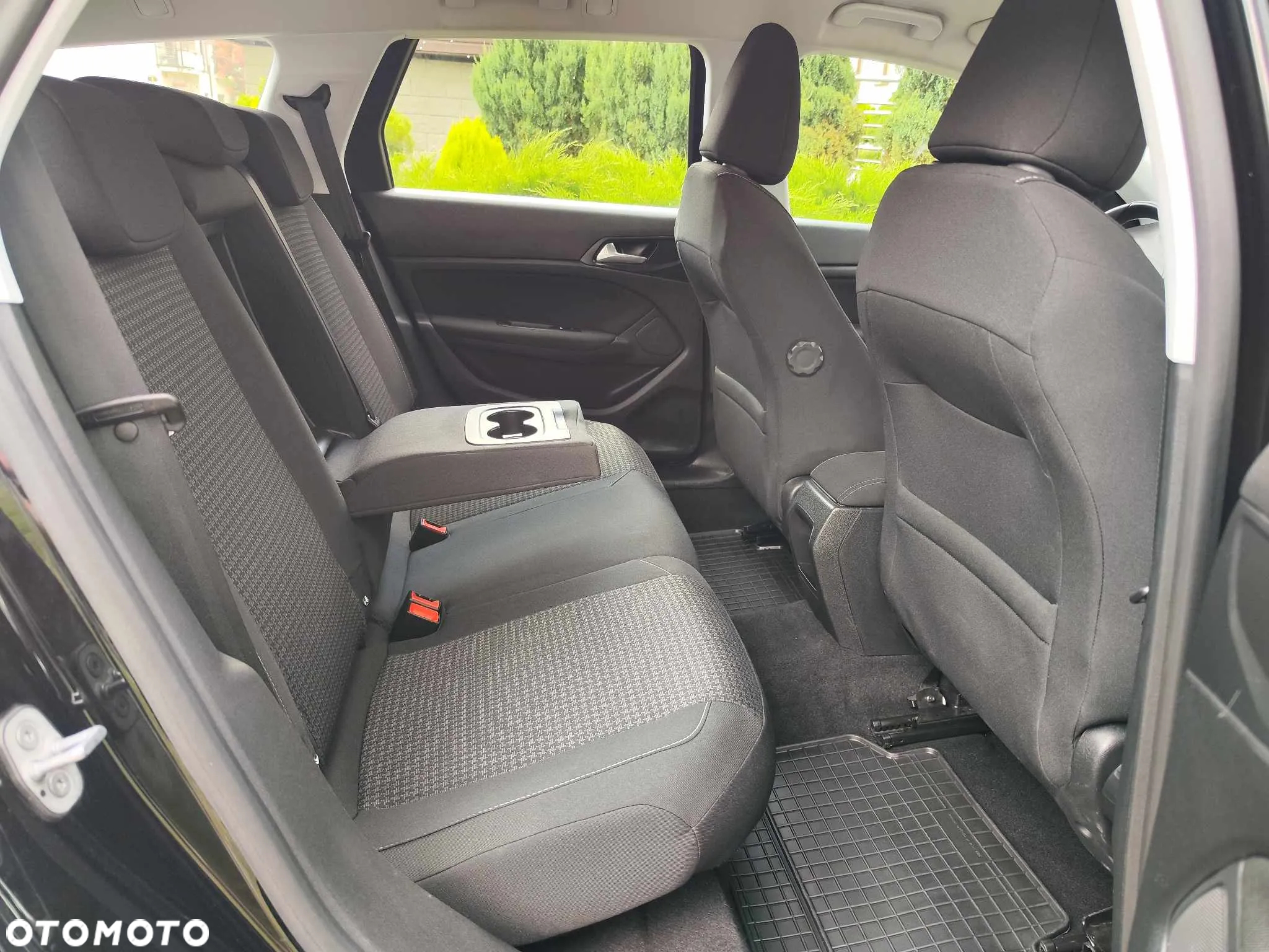 Peugeot 308 1.5 BlueHDi Allure Pack S&S - 21