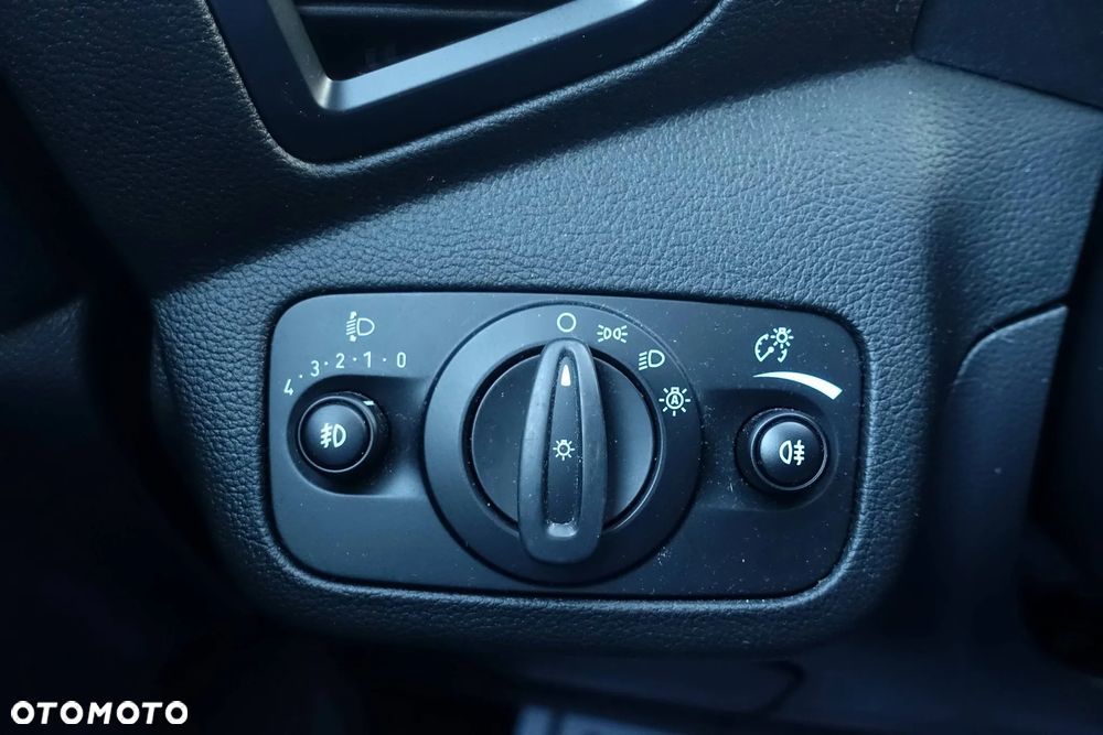 Ford C-MAX 1.5 EcoBoost Start-Stop-System Sport - 28