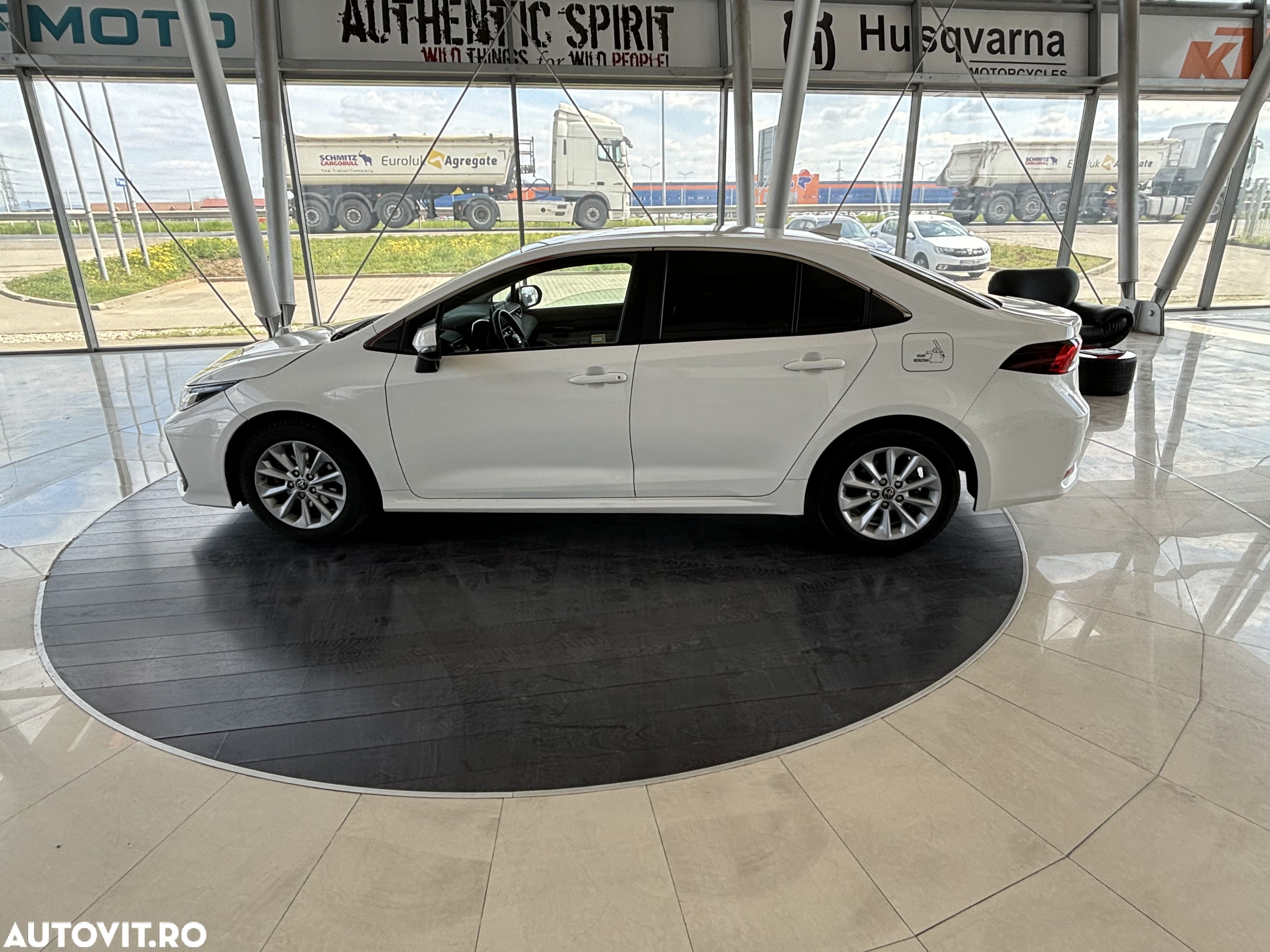 Toyota Corolla Sedan 1.5 TNGA MT Eco - 4