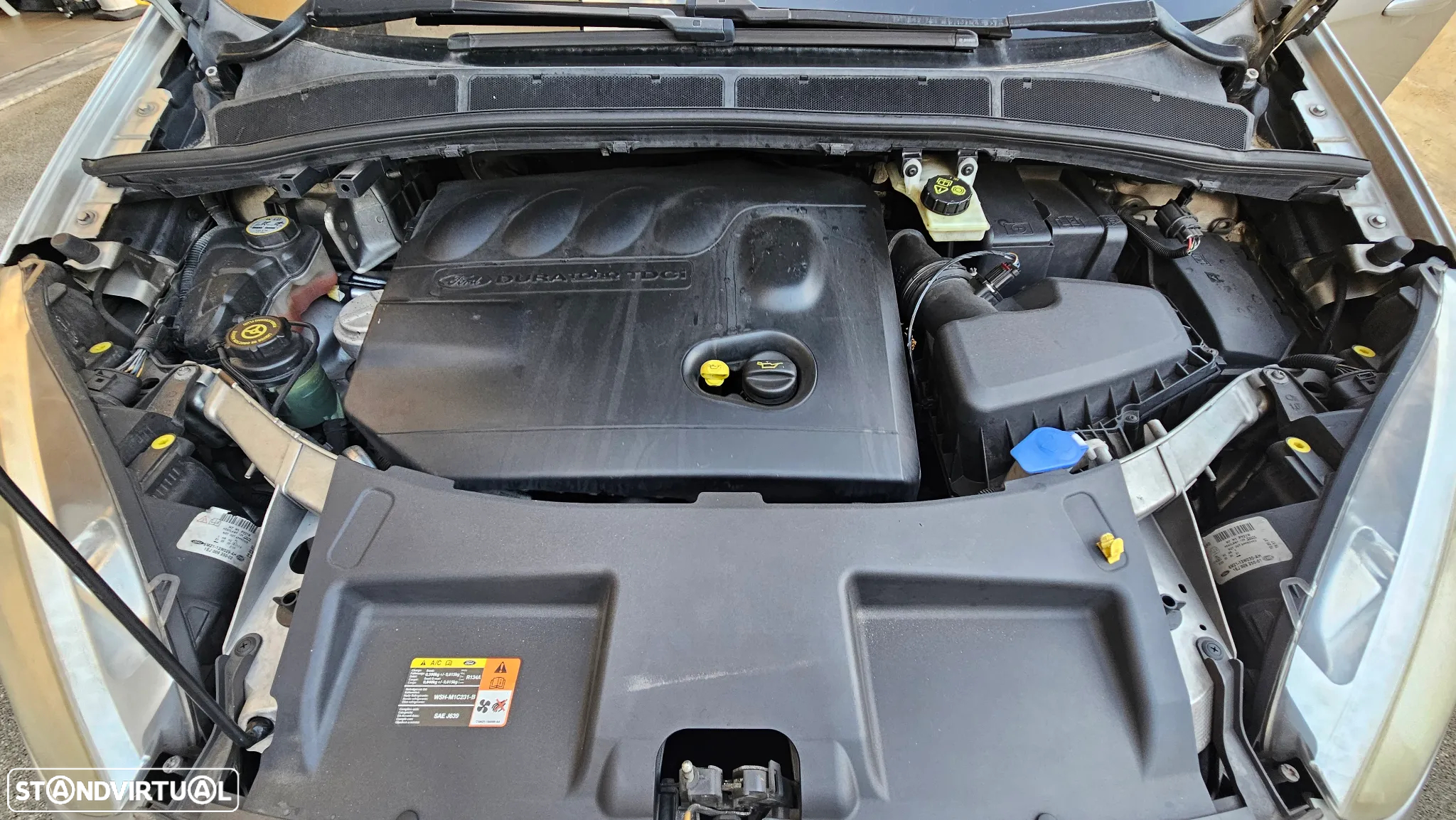Ford S-Max - 11