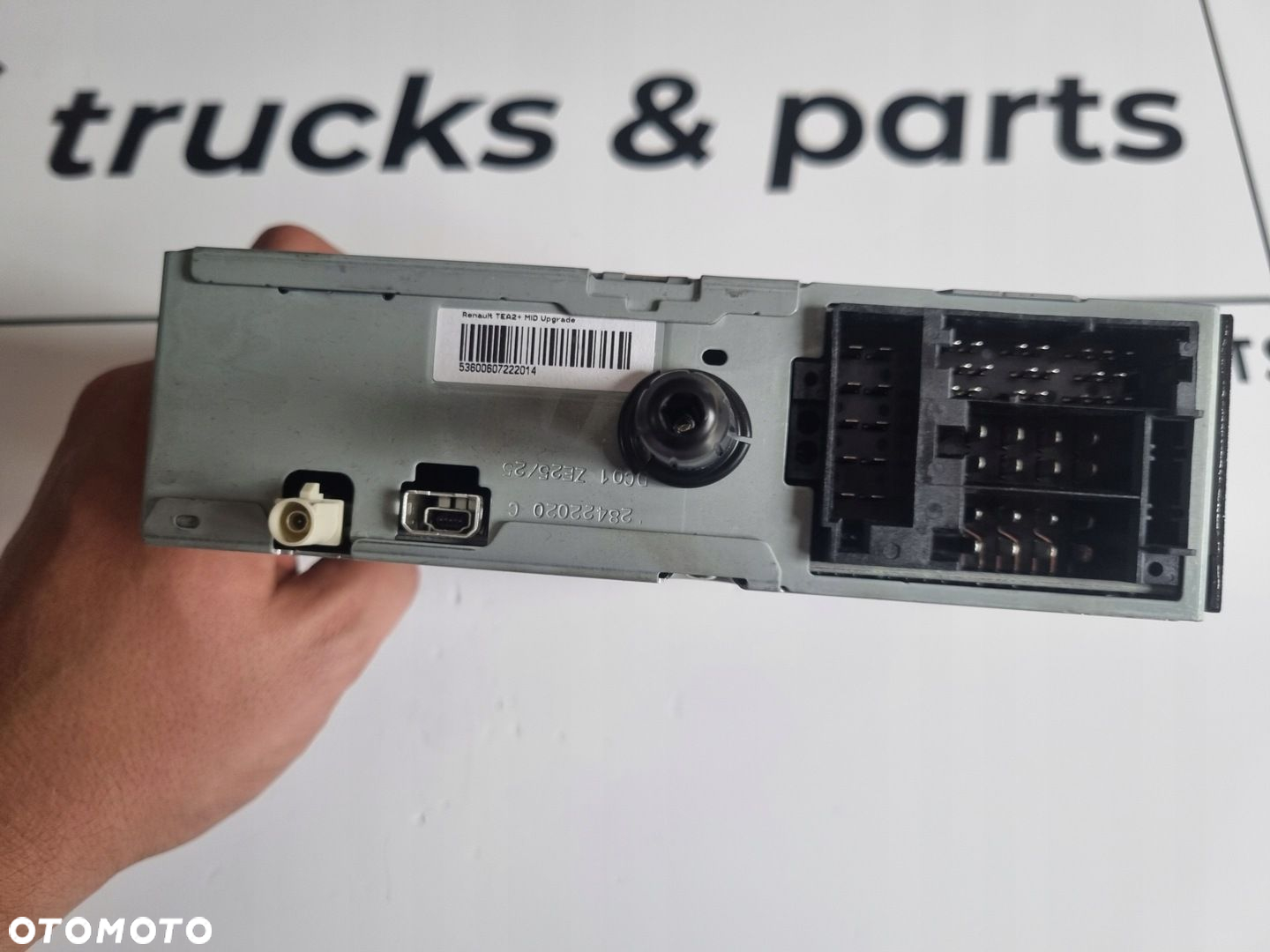 RADIO CD AUX USB 12V RENAULT MIDLUM GAMA D EURO 6 - 3