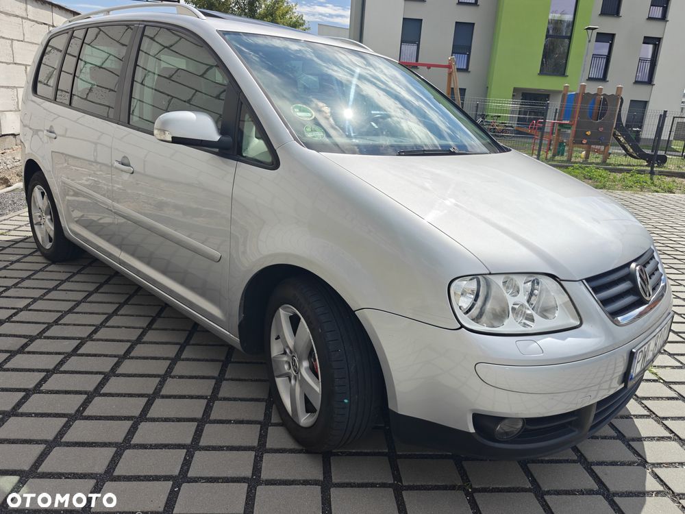 Volkswagen Touran - 39
