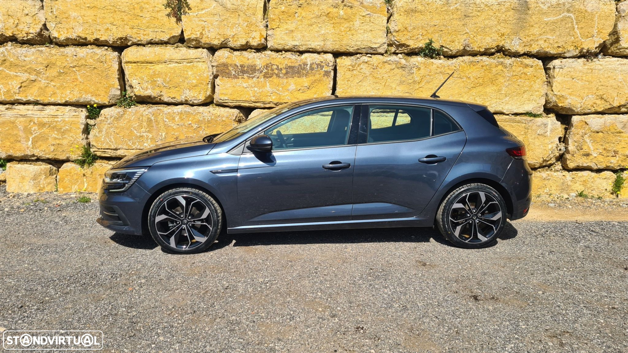 Renault Mégane 1.5 Blue dCi Intens EDC - 3