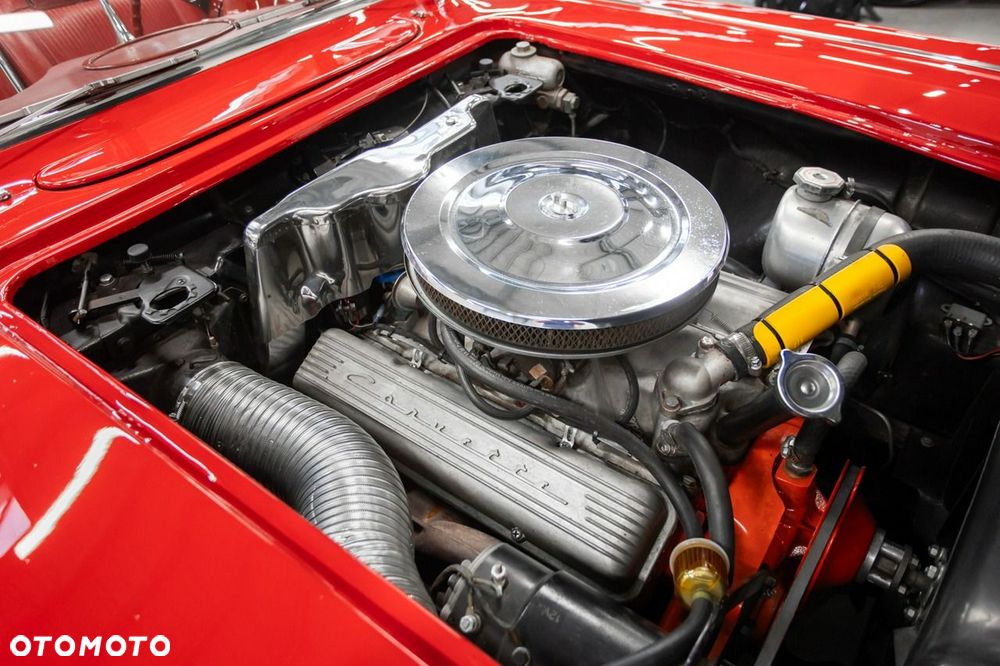 Chevrolet Corvette - 30