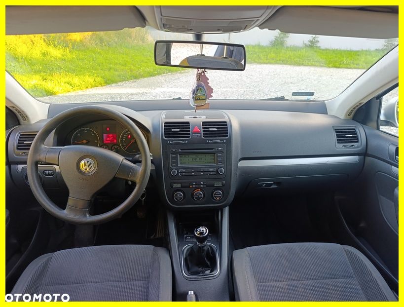 Volkswagen Jetta 2.0 TDI Comfortline - 9