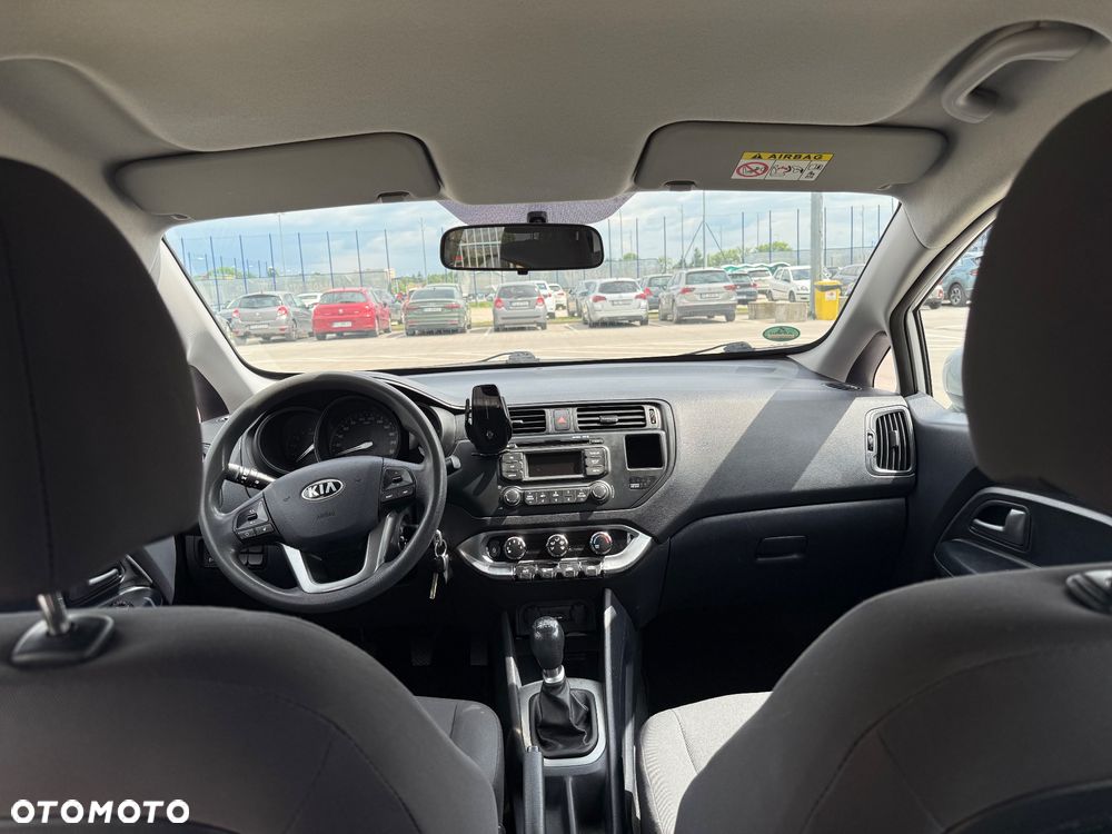Kia Rio 1.4 crdi M - 8