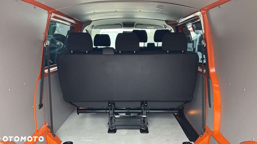 Volkswagen Transporter - 7