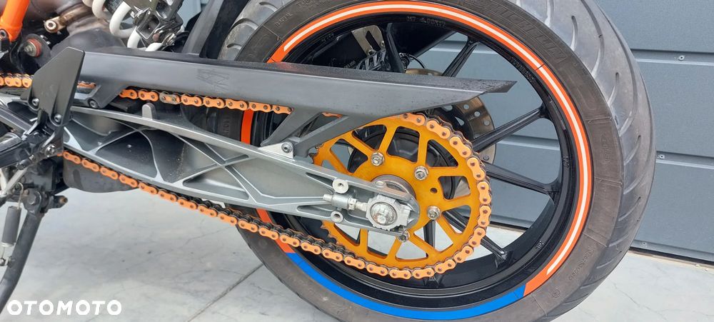 KTM Duke 125 - 18