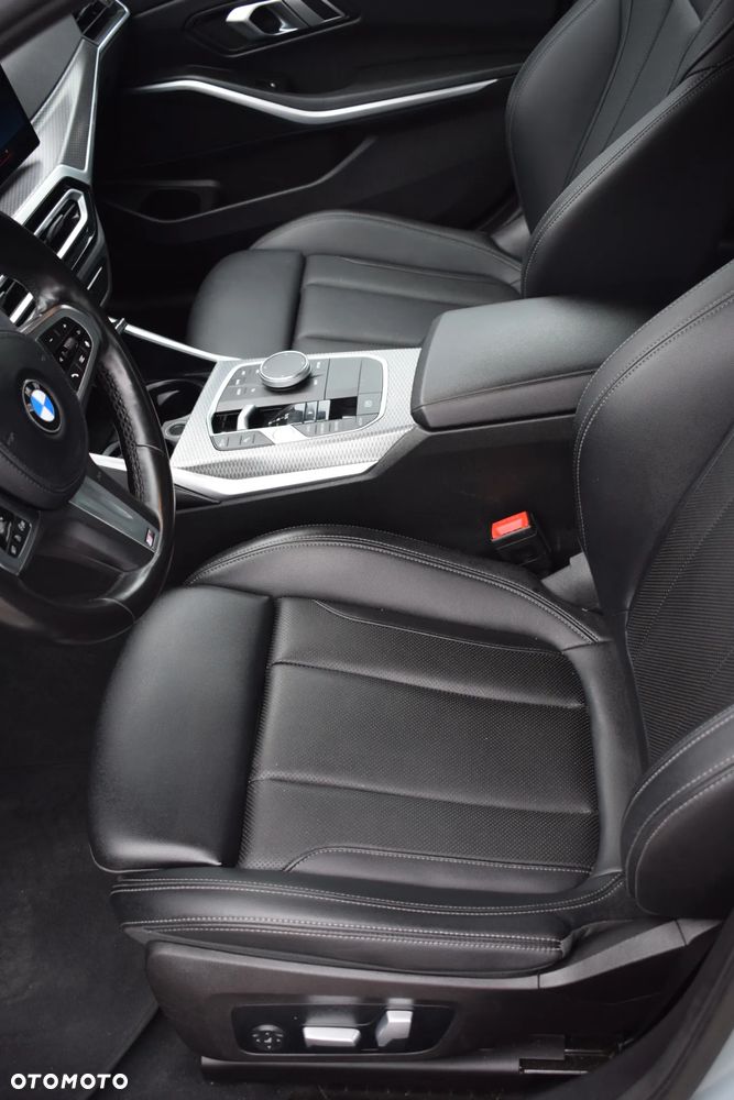 BMW Seria 3 320d M Sport Sport - 5