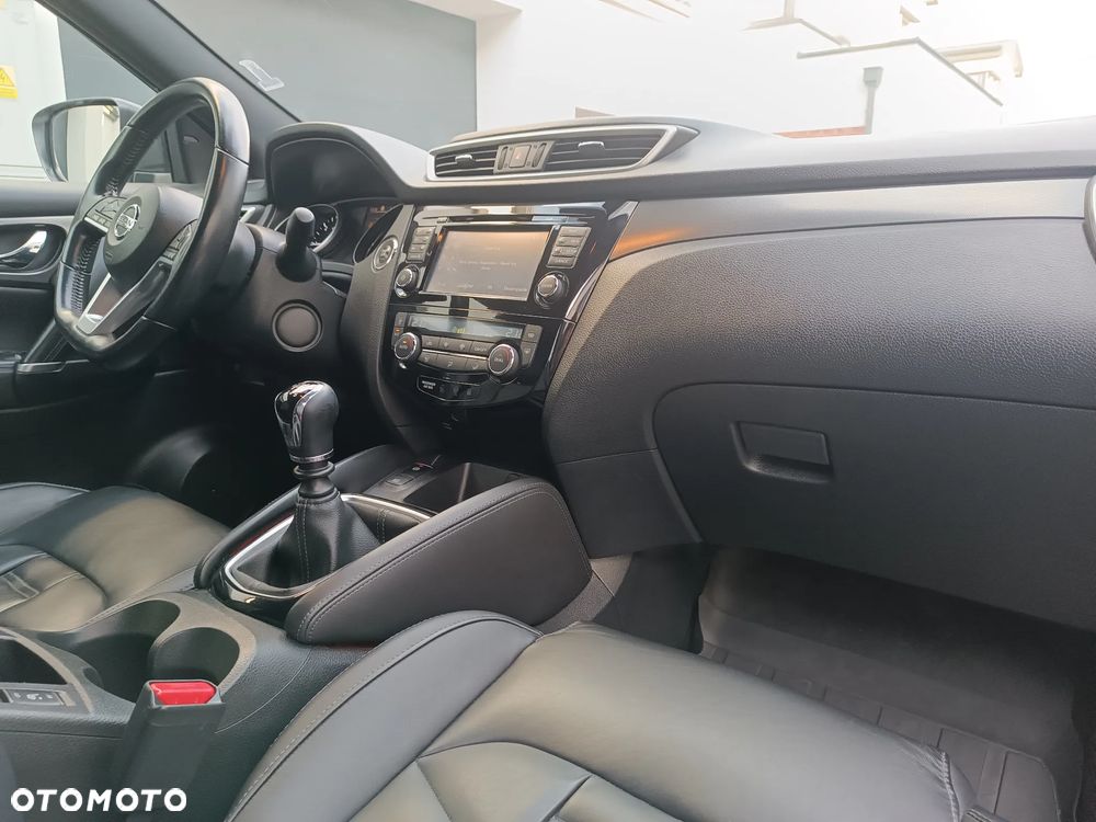 Nissan Qashqai 1.6 DCi TEKNA+ - 21