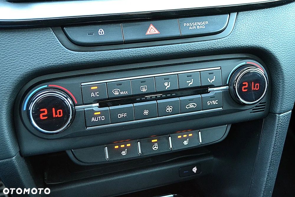 Kia ProCeed 1.5 T-GDI DCT7 OPF GT LINE - 34