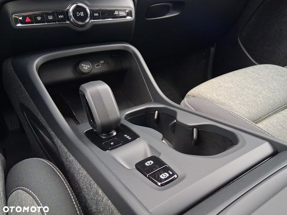 Volvo XC 40 - 12