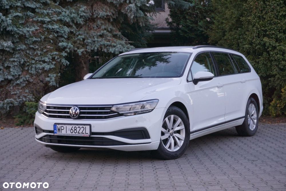 Volkswagen Passat - 2