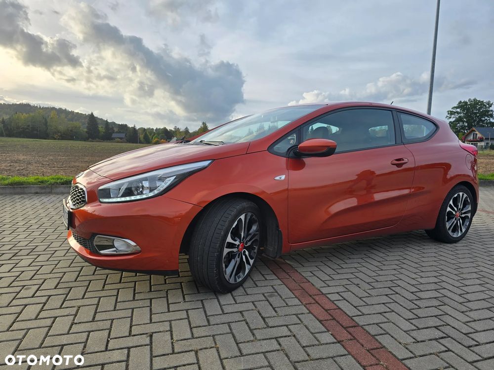 Kia Proceed 2013 photo 3