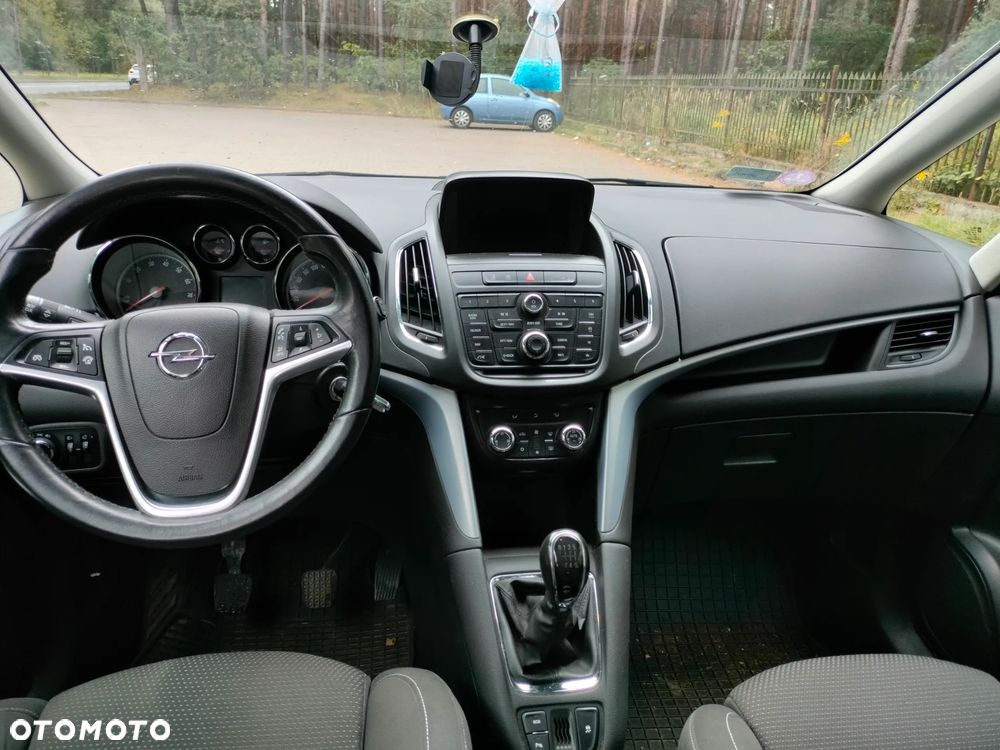 Opel Zafira 2012 photo 5